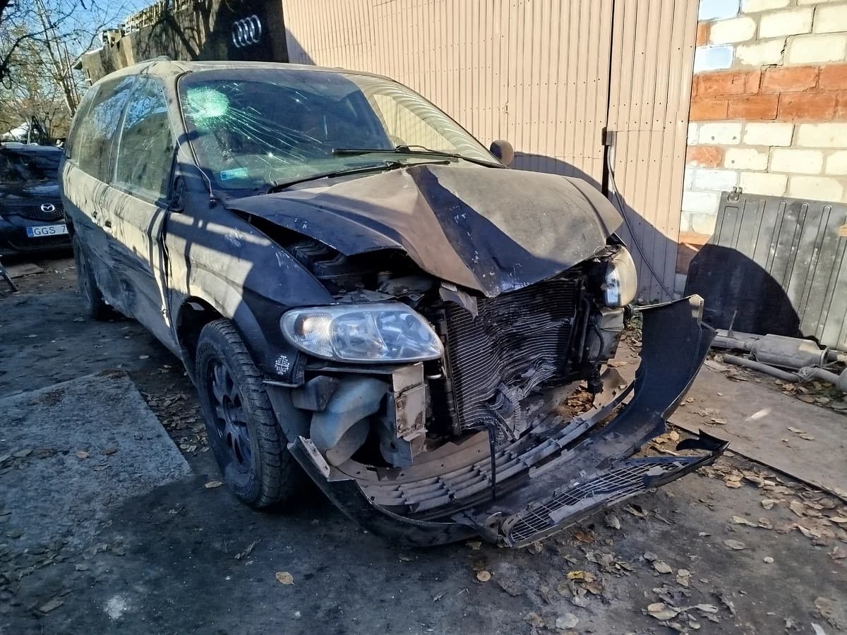 Dodge Caravan IV 