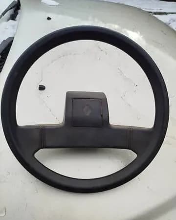 Кермо Renault 5