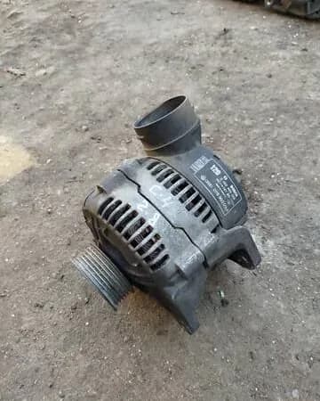 Генератор 078903015A Audi Volkswagen 2.4 2.6 2.8