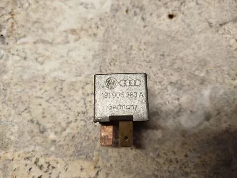 Реле 191906383A Audi Volkswagen